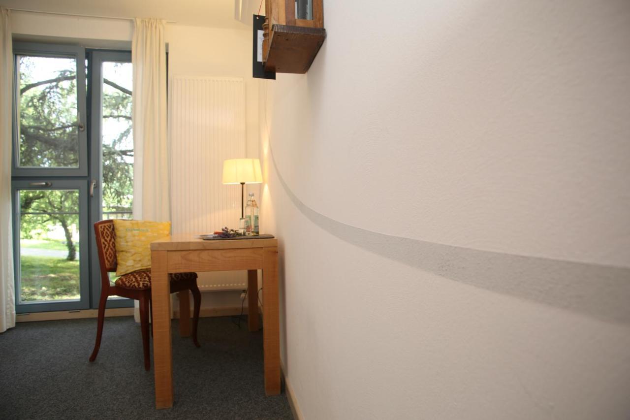 Alanus Gastehaus Hotel Alfter Екстериор снимка